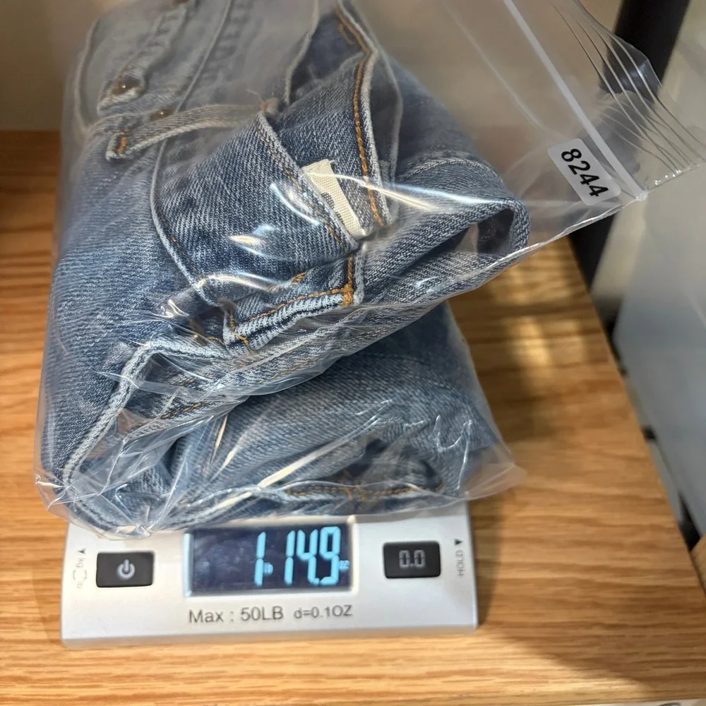 Levi's 560 Comfort Fit Jeans Mens 36x34 Blue Light Wash Loose Tapered Denim